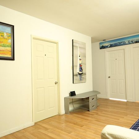 Toronto Chinatown Inn Екстер'єр фото