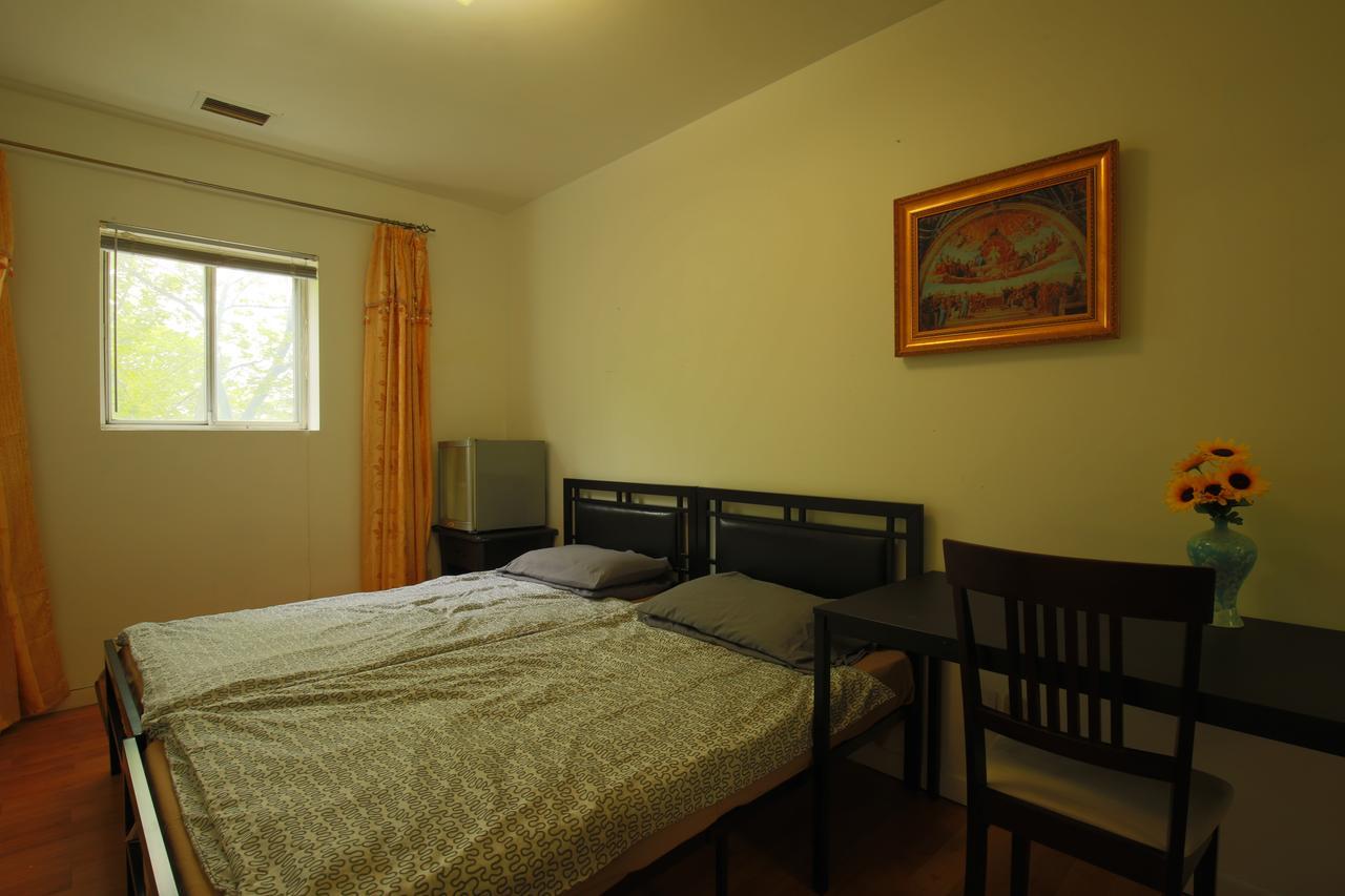 Toronto Chinatown Inn Екстер'єр фото